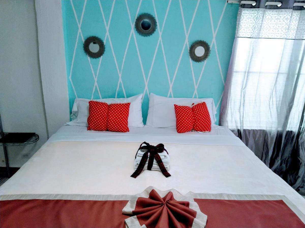 The Red Hut Inn Belize City Luaran gambar