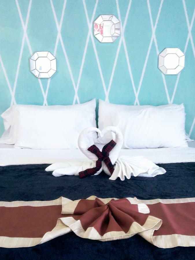 The Red Hut Inn Belize City Luaran gambar